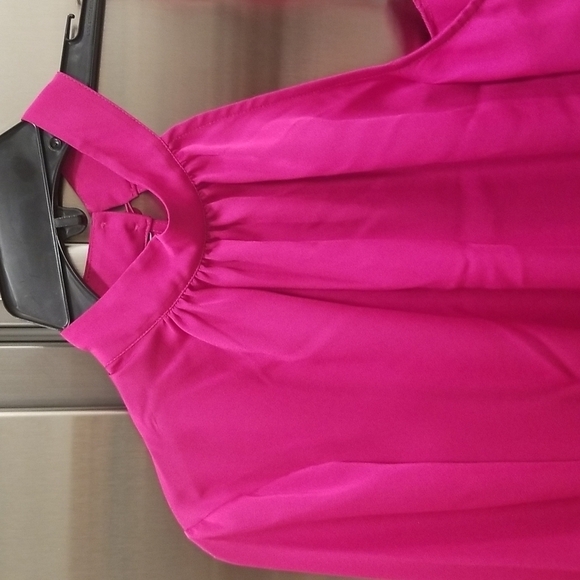 💕TRINA TURK💕 Negroni Top Magenta XS NWT Blouse Satin Georgette One-Shoulder - Picture 8 of 12